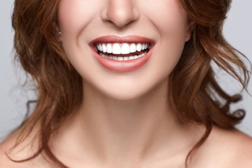 woman's perfect teeth